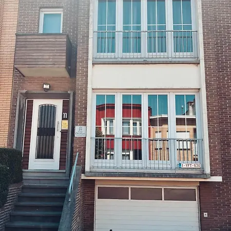 Familiale Woning 8p Met Zonnige Tuin En Parking, Vlakbij En Centrum Holiday home *