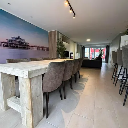 Holiday home Familiale Woning 8p Met Zonnige Tuin En Parking, Vlakbij En Centrum *