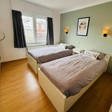 Familiale Woning 8p Met Zonnige Tuin En Parking, Vlakbij En Centrum Holiday home *