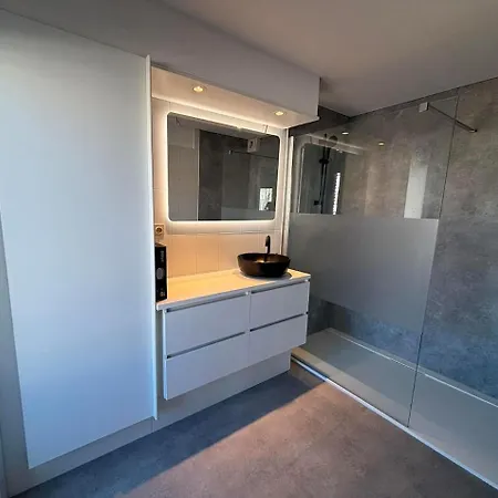 Familiale Woning 8p Met Zonnige Tuin En Parking, Vlakbij En Centrum * Blankenberge