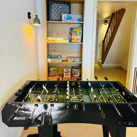 Familiale Woning 8p Met Zonnige Tuin En Parking, Vlakbij En Centrum * Blankenberge