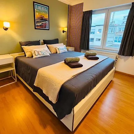 Familiale Woning 8p Met Zonnige Tuin En Parking, Vlakbij En Centrum 펜션