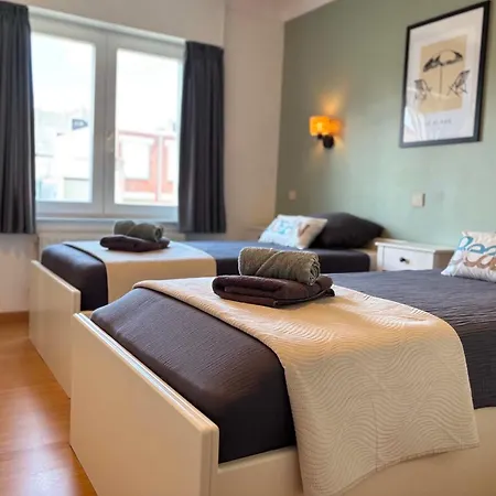 펜션 Familiale Woning 8p Met Zonnige Tuin En Parking, Vlakbij En Centrum 블랑켄베르크